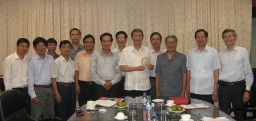 Promoting activities to show gratitude to martyr’s families and heroic Vietnamese mothers